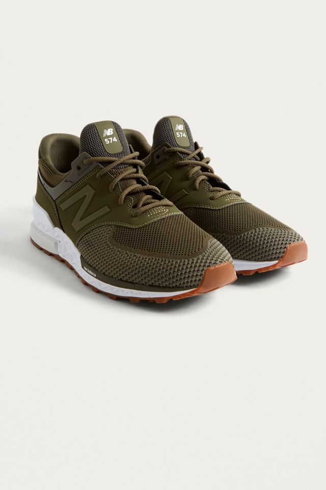 New Balance 574 Entrenadores de Oliva Urban Outfitters ES