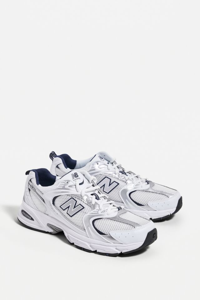 New balance cheap urban outfitters