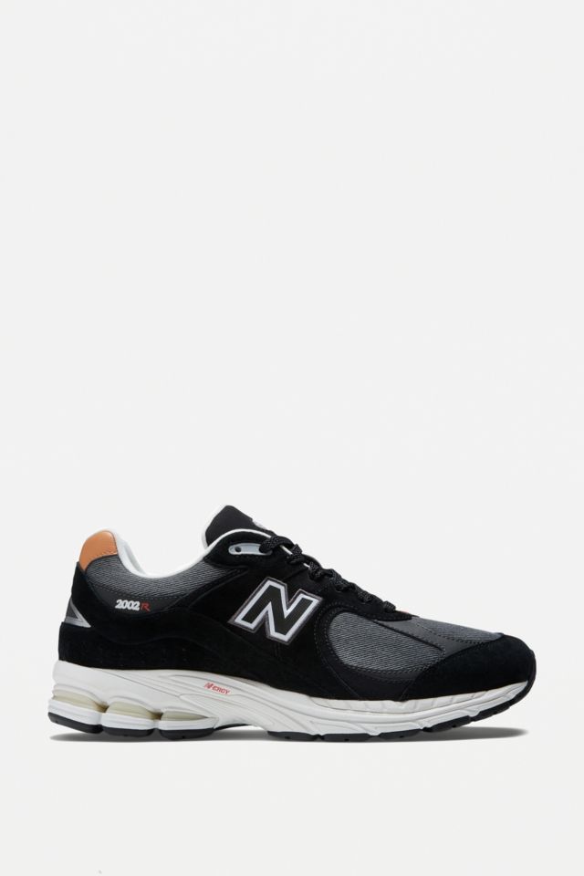 new balance 2002r gs trainers black