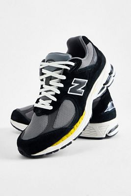New Balance Black Cement 2002 Trainers