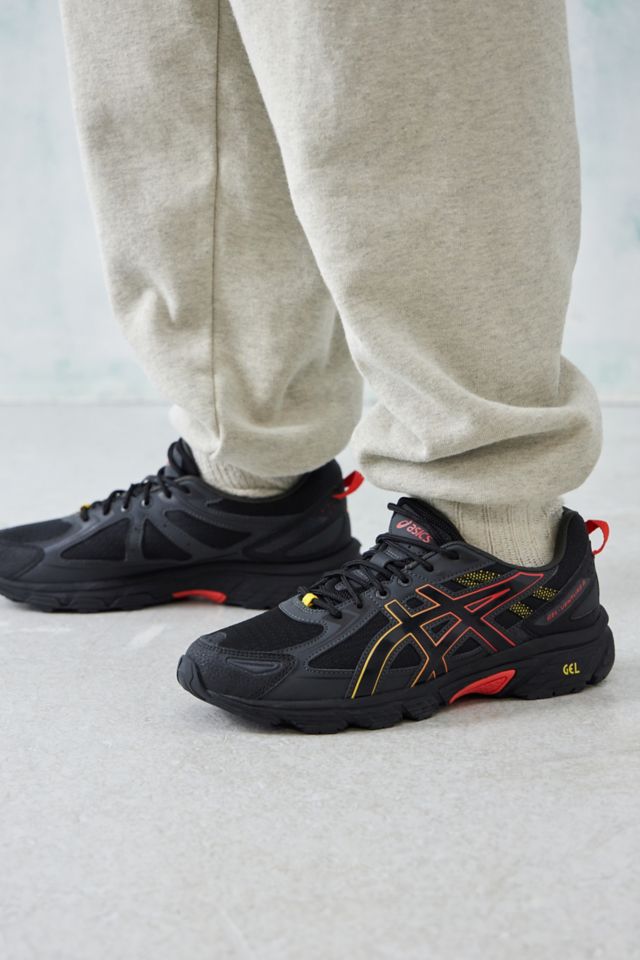 Asics cheap black trainers