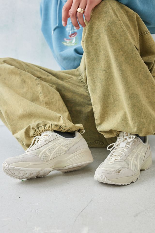 Asics Cream Gel 1090 V2 Trainers Urban Outfitters Fr