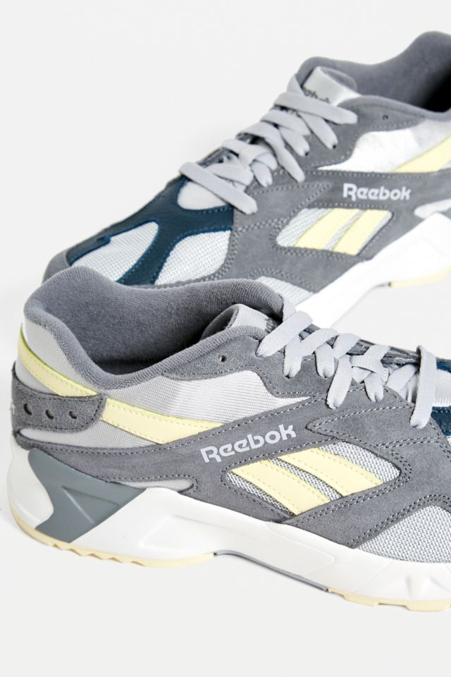 Reebok Aztrek Allenatori Grigio e Blu | Urban Outfitters IT