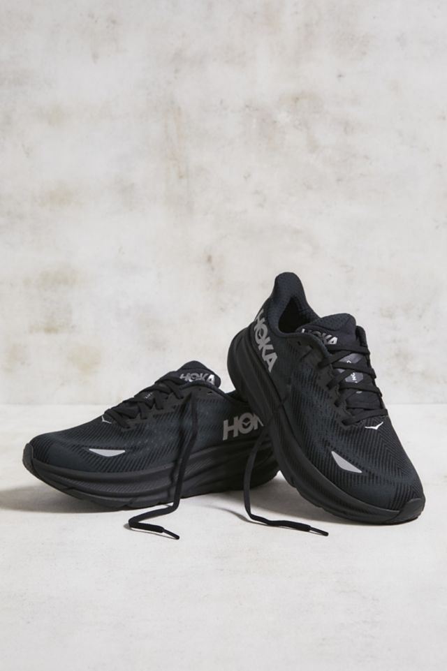 Hoka one one on sale clifton 6 black