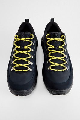 HOKA Black Tor Summit Trainers