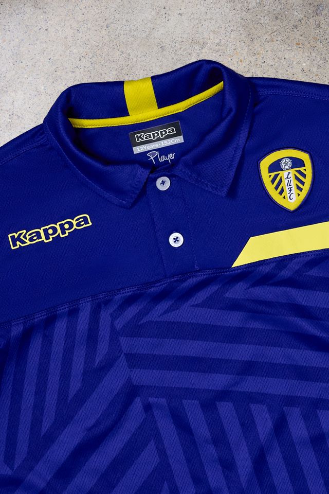Urban Renewal One-Of-A-Kind Thrifty Towel Leeds United 2015/26 Football Shirt #1