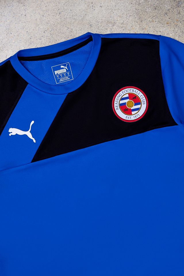 Urban Renewal One-Of-A-Kind Thrifty Towel Reading 2015/16 Football Shirt #1