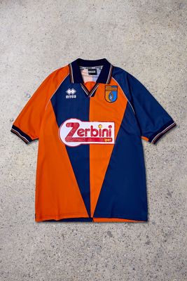 Urban Renewal One-Of-A-Kind Thrifty Towel Calcistica Romanese 2003/04  Home Shirt