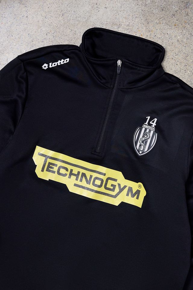 Urban Renewal One-Of-A-Kind Thrifty Towel Cesena Training 2015/16 Football Sweatshirt #2