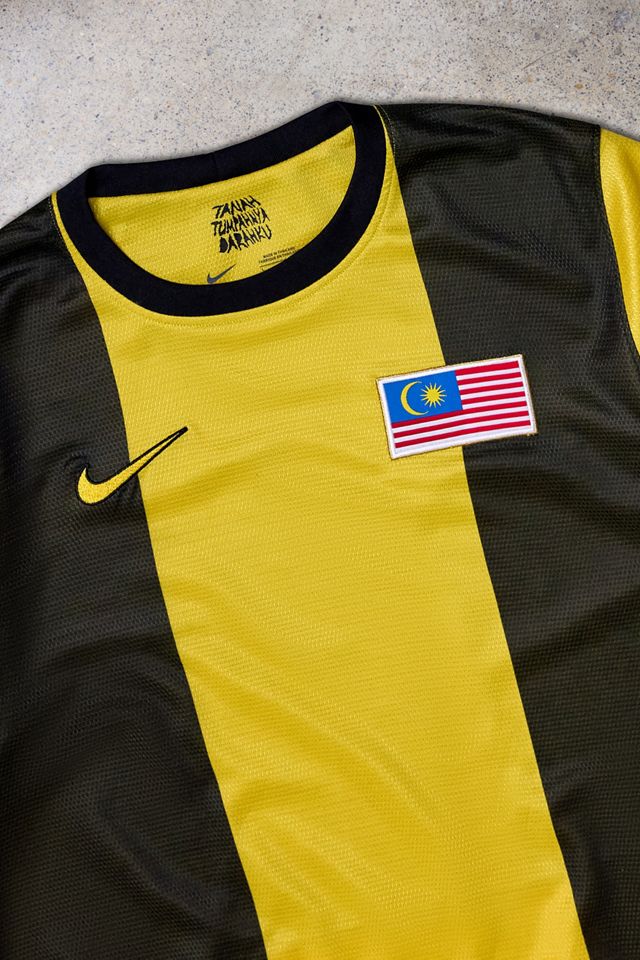 Urban Renewal One-Of-A-Kind Thrifty Towel Malaysia 2012/14 Football Shirt #1