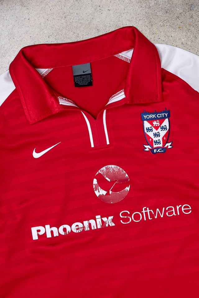 Urban Renewal One-Of-A-Kind Thrifty Towel York City 2004/06 Home Football Shirt #1