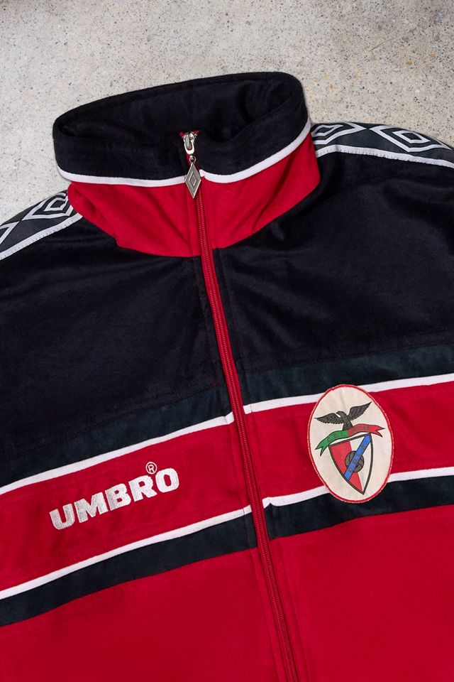 Urban Renewal One-Of-A-Kind Thrifty Towel Lisboa E Aguias Training 1994/95 Football Track Top #2