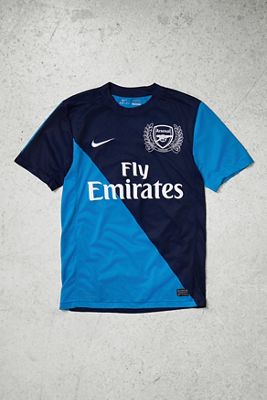 Urban Renewal One-Of-A-Kind Thrifty Towel Arsenal Away 2011/12 Football Shirt