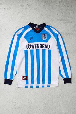 Urban Renewal One-Of-A-Kind Thrifty Towel 1860 Munich Home 1995/96 Football Shirt