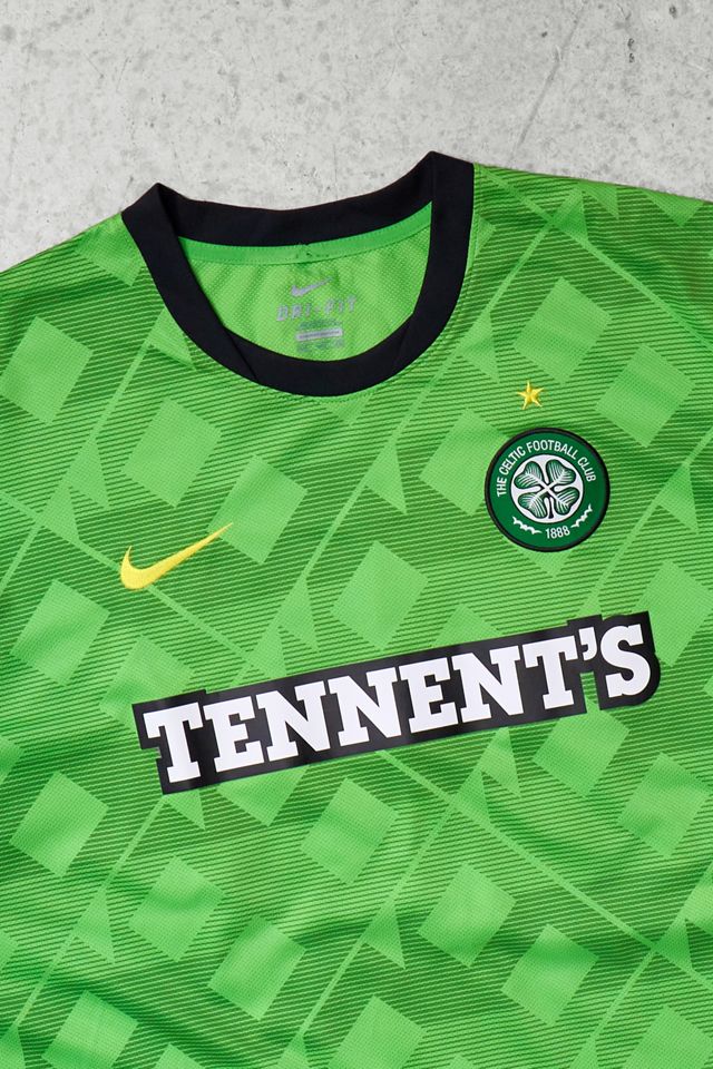 Urban Renewal One-Of-A-Kind Thrifty Towel Celtic Away 2010/11 Football Shirt #1
