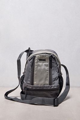 One-Of-A-Kind Vintage 2000s Nike Plate Logo Sling Bag