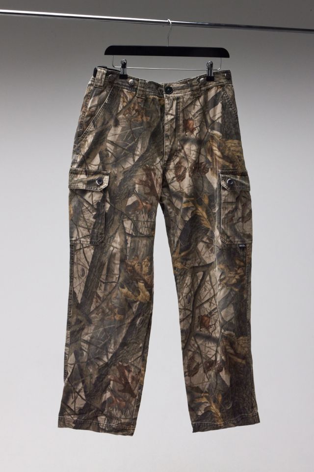 Urban Renewal One-Of-A-Kind Realtree Cargo Pants