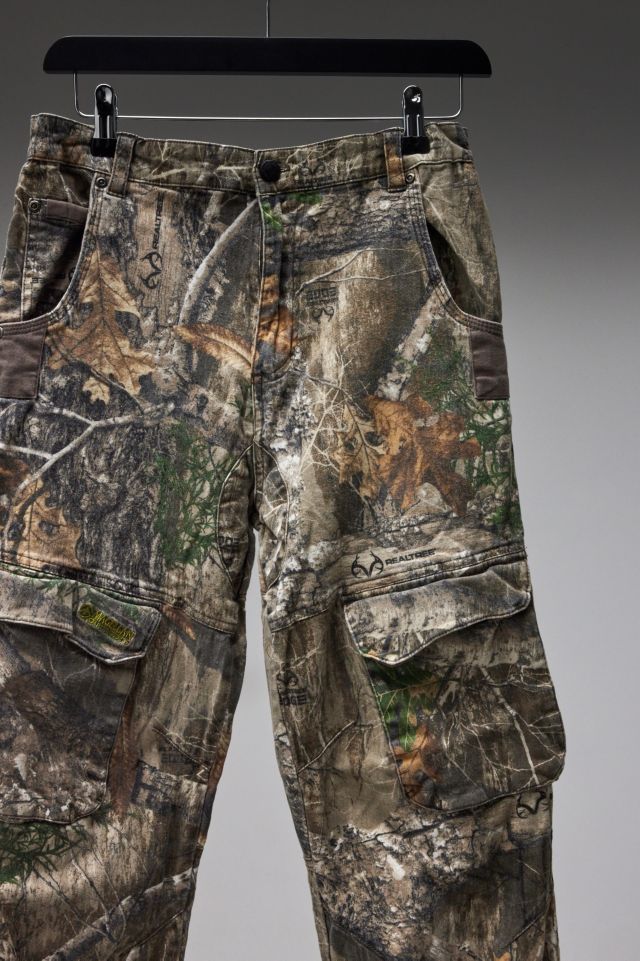 Urban Renewal One-Of-A-Kind Realtree Cargo Pants