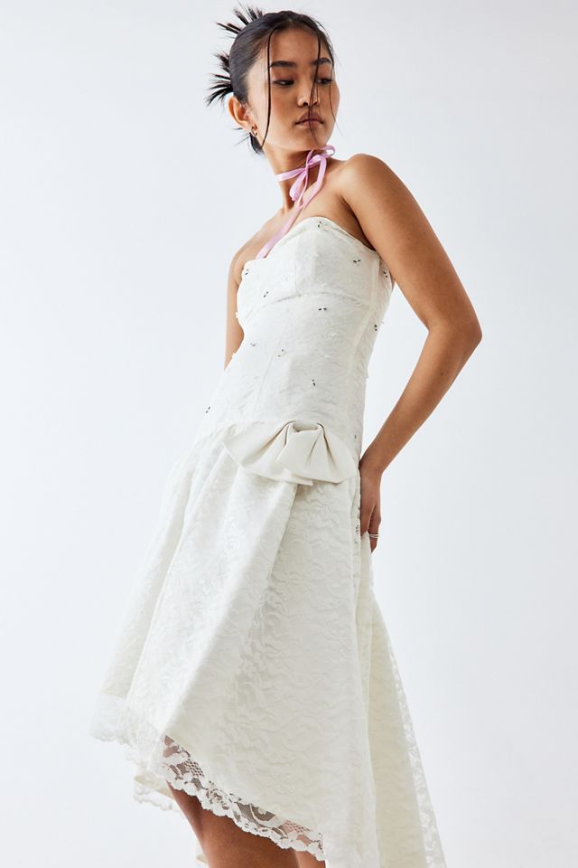 Urban Renewal One-Of-A-Kind Lace Waterfall Prom Dress | Urban Outfitters UK