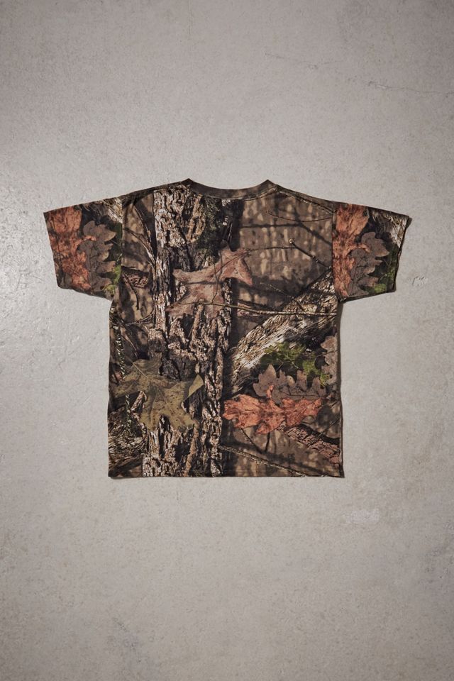 Urban Renewal One-Of-A-Kind Realtree Baby T-Shirt | Urban Outfitters UK