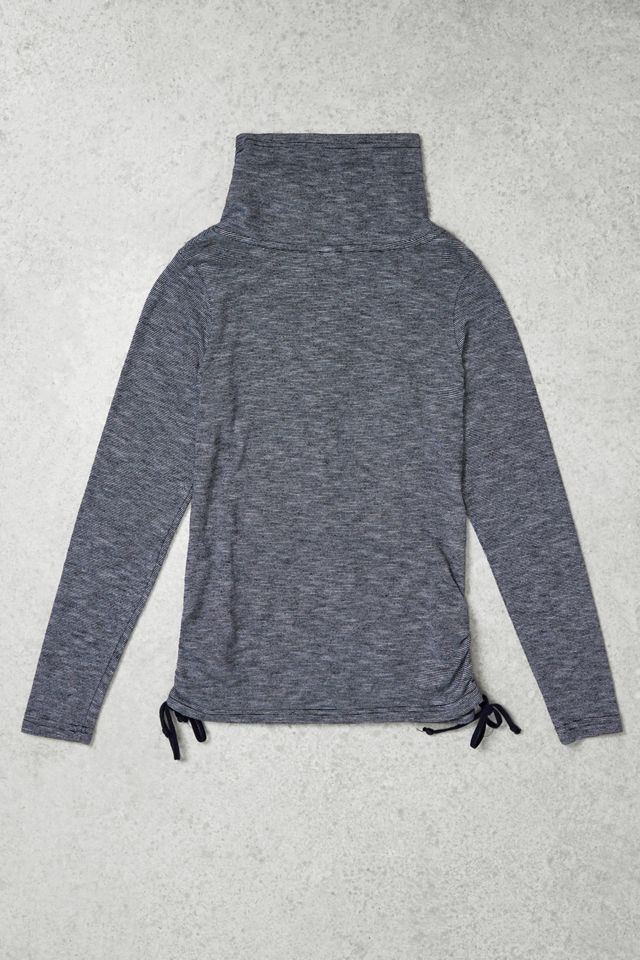 One-of-a-Kind Y2K Winter Sport Grey Marl Funnel Neck Sports Jersey #2