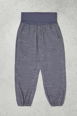 One-of-a-Kind Y2K Winter Sport Lululemon 3/4 Yoga Pants