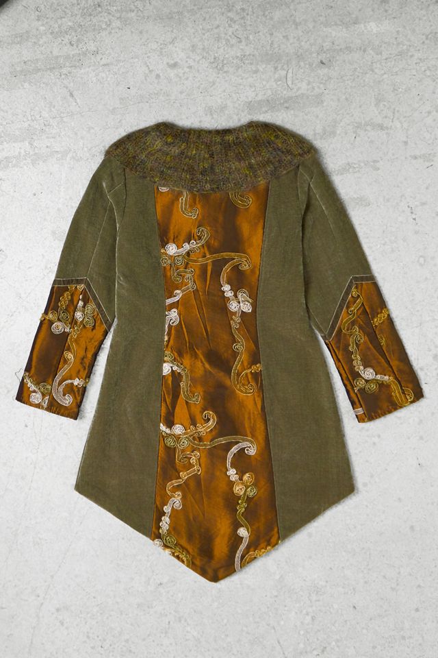 One-Of-A-Kind Y2K Outerwear Green & Gold Faux Fur Zip-Through Jacket #2