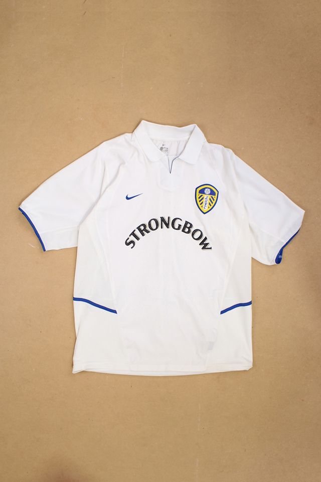 Urban Renewal One-Of-A-Kind Leeds United 02/03 Football Shirt