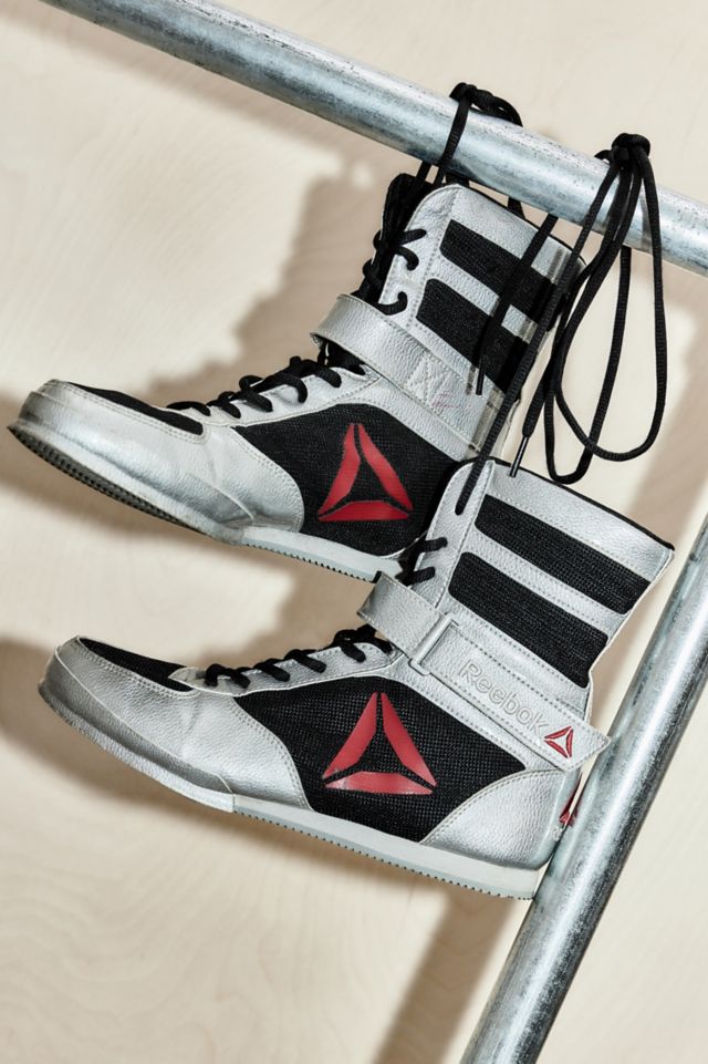 Silver reebok hot sale boxing boots