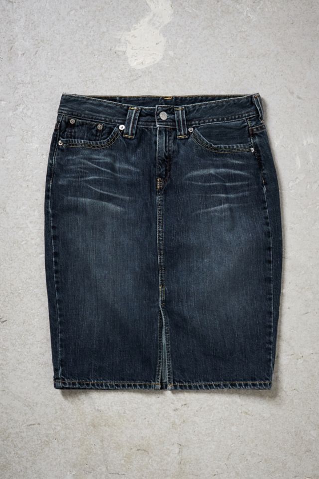 Levi denim 2024 skirt urban outfitters