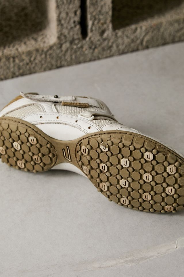 Urban Renewal scarpe da ginnastica Diesel bianche uniche nel loro genere  #2
