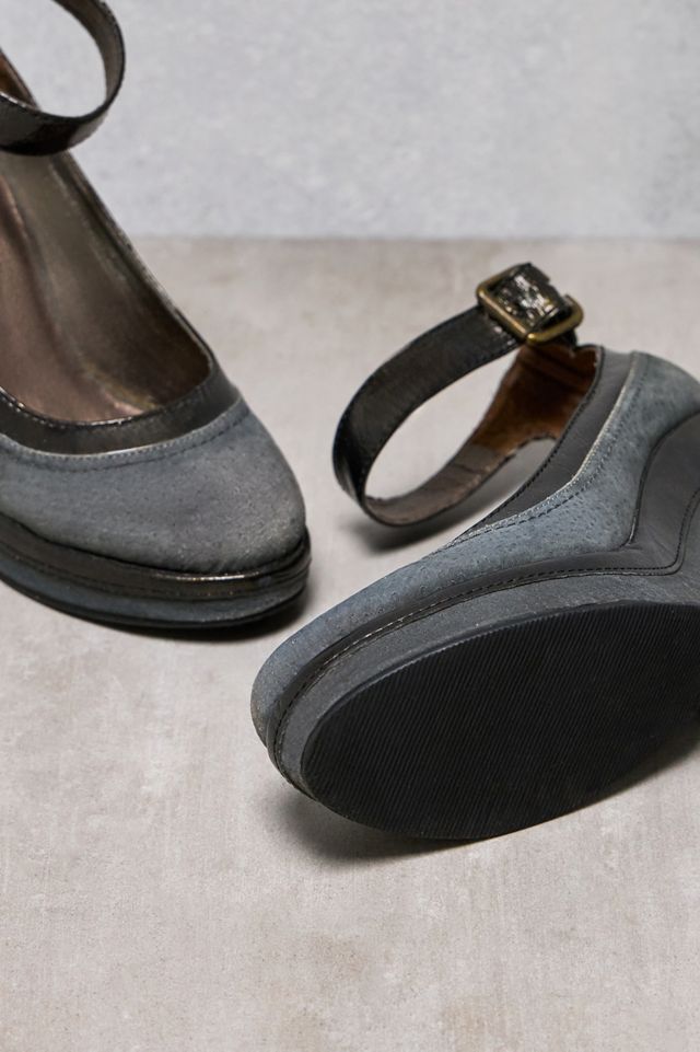 Urban Renewal One-Of-A-Kind Faith Grey Wedge Shoes #1