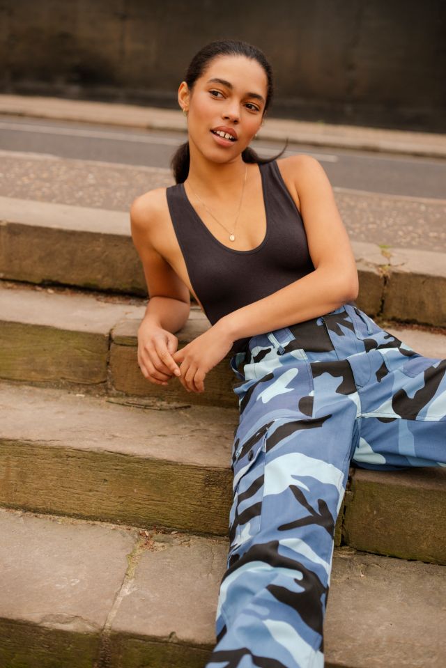 Camo pants shop urban outfitters