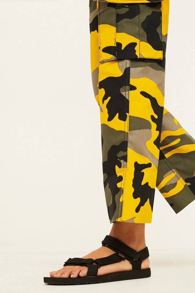 Urban Renewal Vintage Originals Cropped Yellow Camo Trousers #3