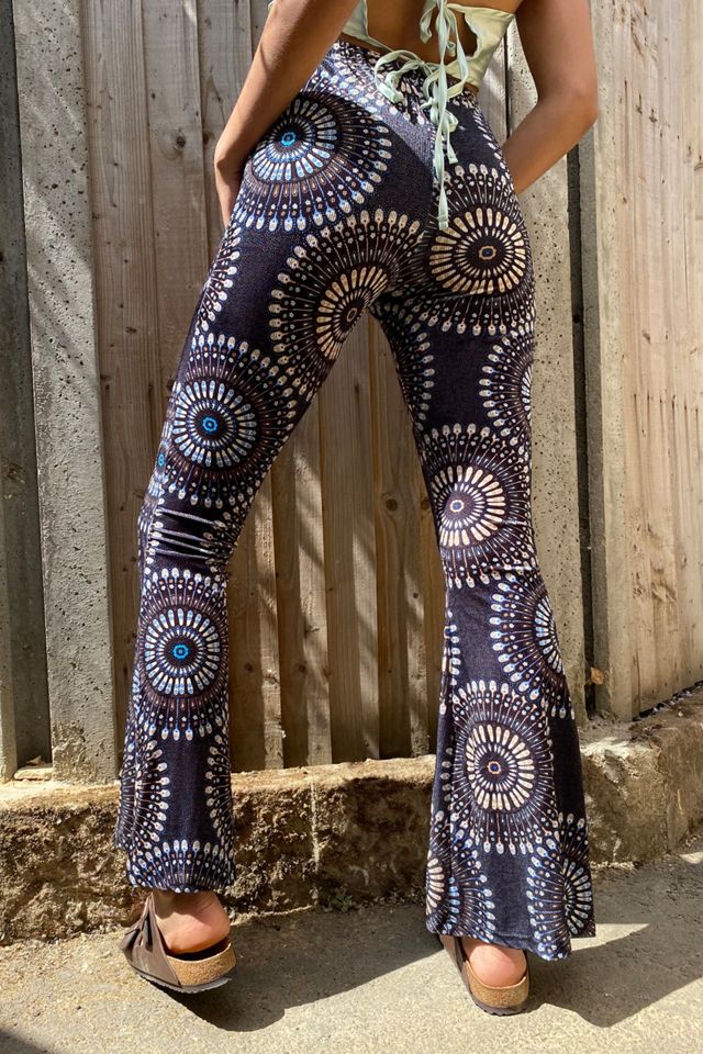 UO Archive – Velours-Schlaghose mit Spiralmuster #2