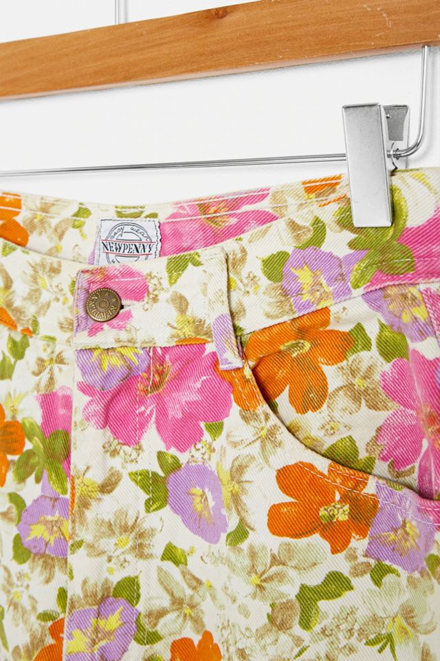 Urban Renewal One-Of-A-Kind – Geblümte Jeans „Penny“  #1