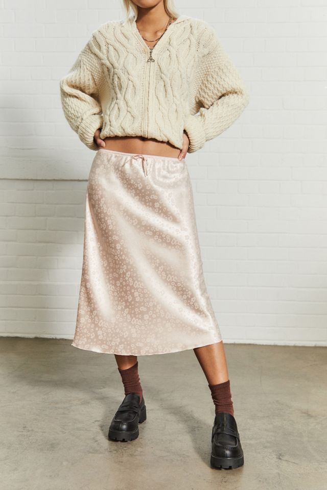 UO Archive – Geblümter Midirock in Rosa im Stil der Nullerjahre #2