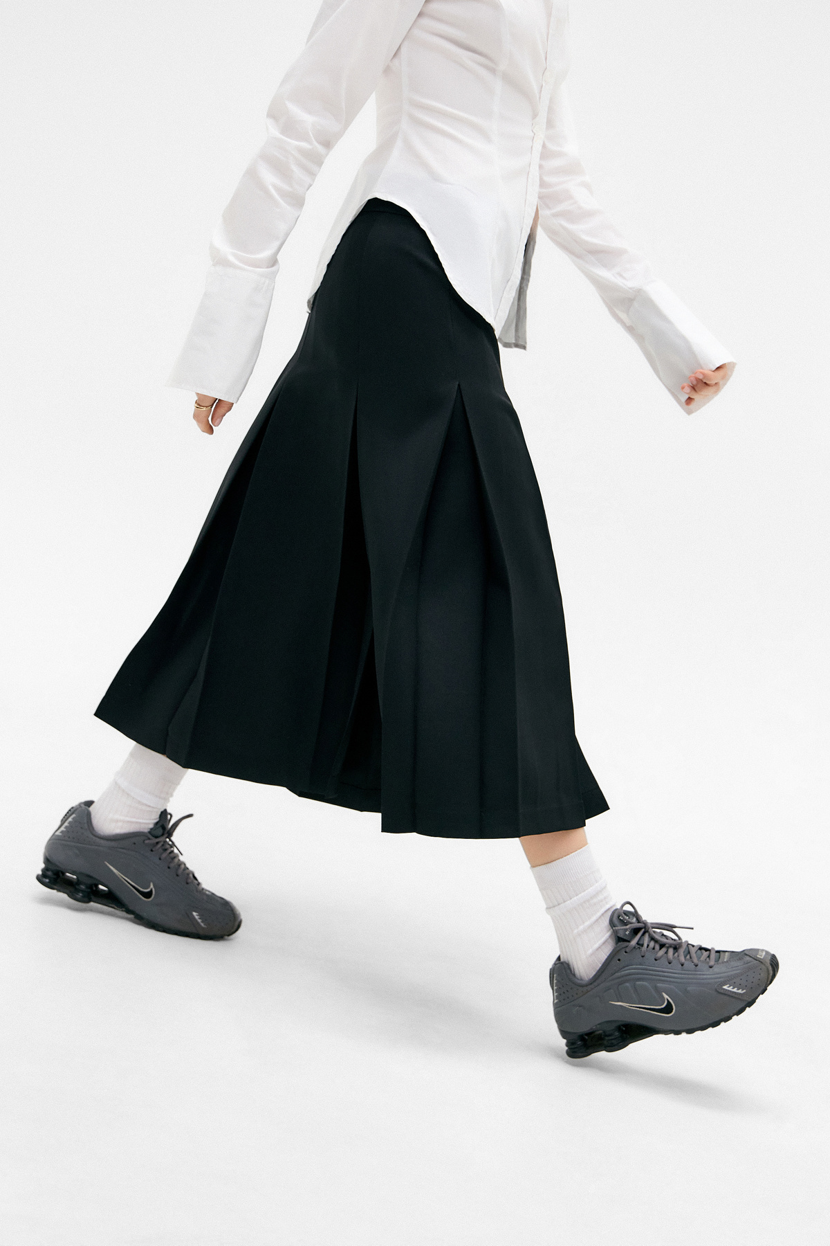 Archive At UO Merrill Pleated Midi Skirt