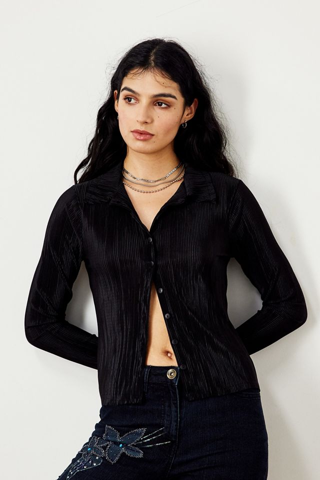 Archive presso UO Black Plisse Shirt  #1