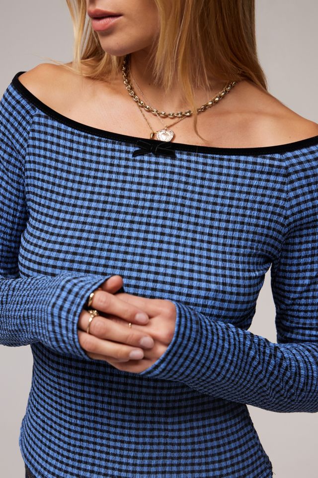 Archive At Uo Nicole Gingham Off The Shoulder Top Urban Outfitters Es