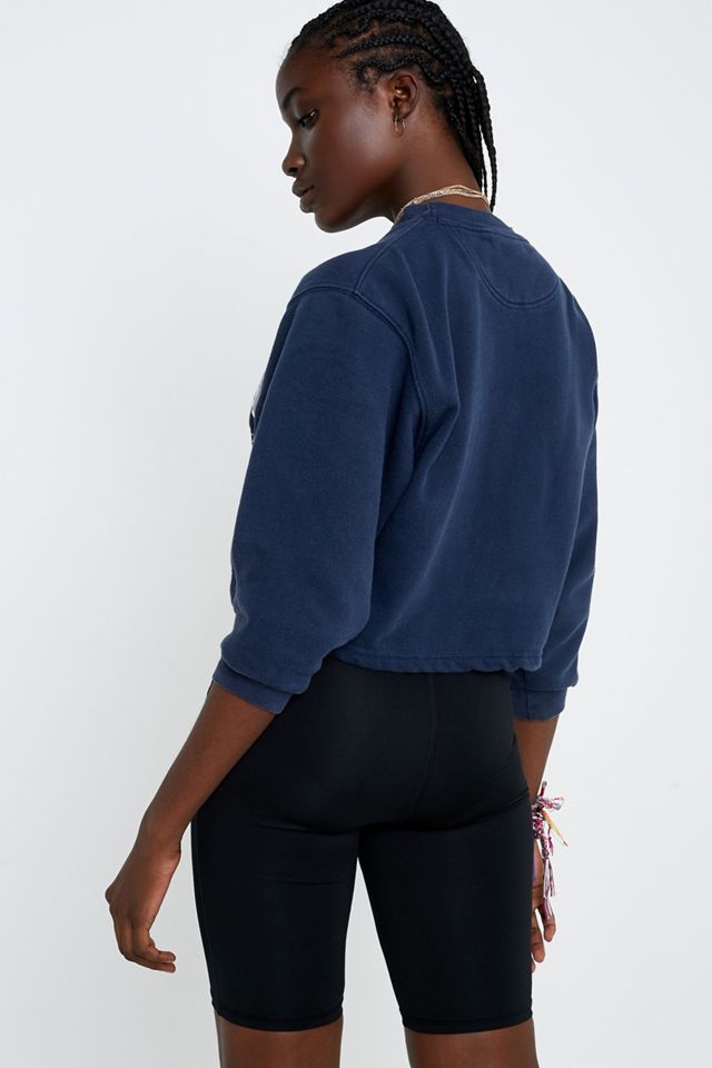 Urban Renewal Vintage – Kurzes Sweatshirt in Marineblau mit Print #4