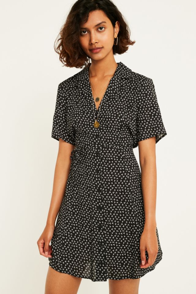 Urban Renewal Vintage Remnants New Daisy Tea Dress | Urban Outfitters UK