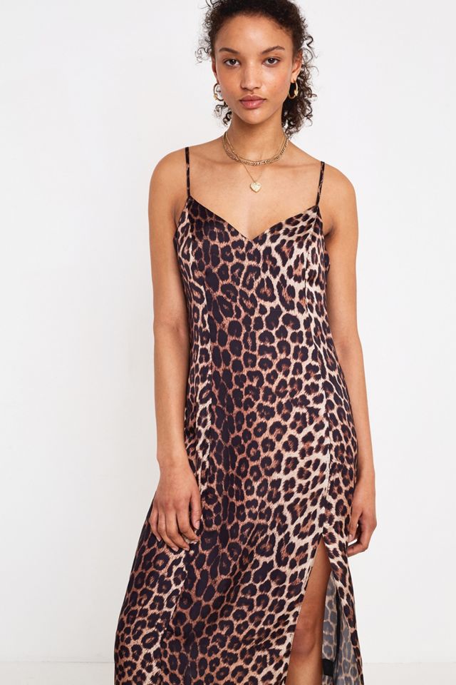 Rinnovamento urbano realizzato da resti Leopard Slip Dress #2