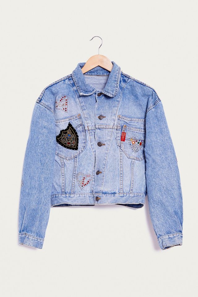 Urban Renewal Vintage One-Of-A-Kind – Jeansjacke „Bebo“ mit Verzierung