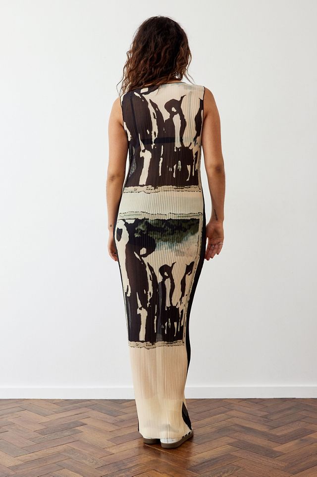 Archivo en UO Cow Print Plisse Tank Maxi Dress #3