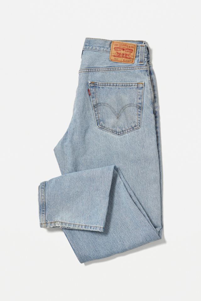 Urban Outfitters Levi buy Jeans!