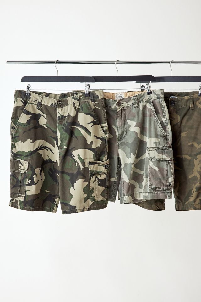 Urban Renewal Vintage Camouflage Cargo Shorts | Urban Outfitters UK