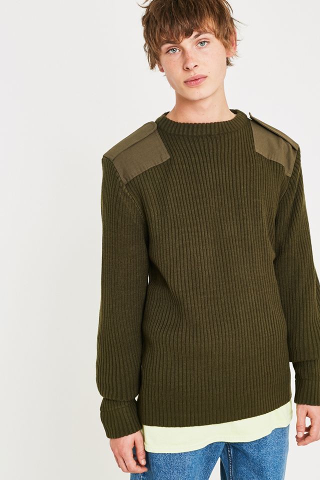 Urban Renewal Salvaged Deadstock - Pull rapiécé olive #3
