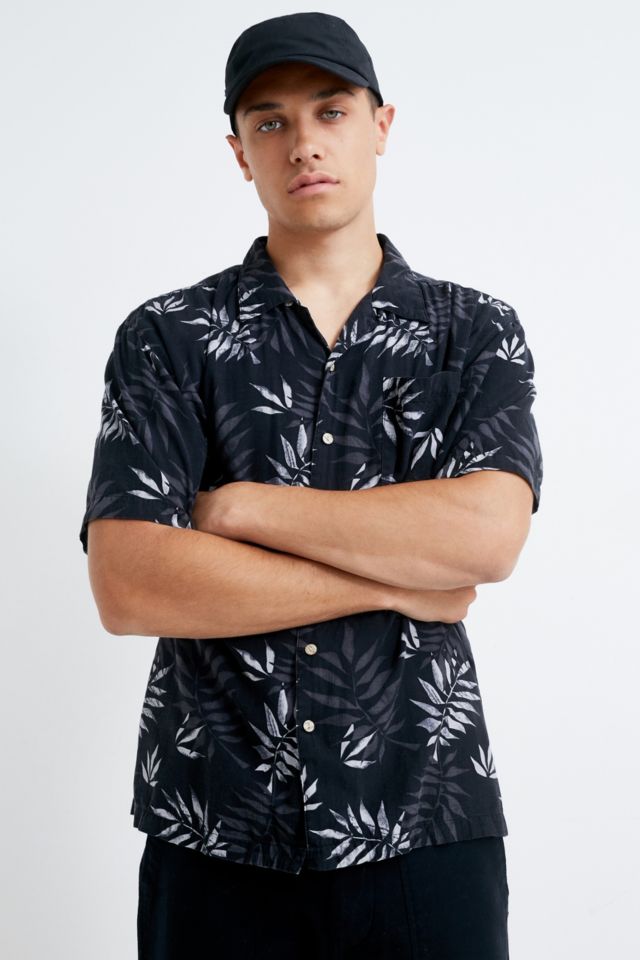 Urban outfitters outlet hawaiian shirt