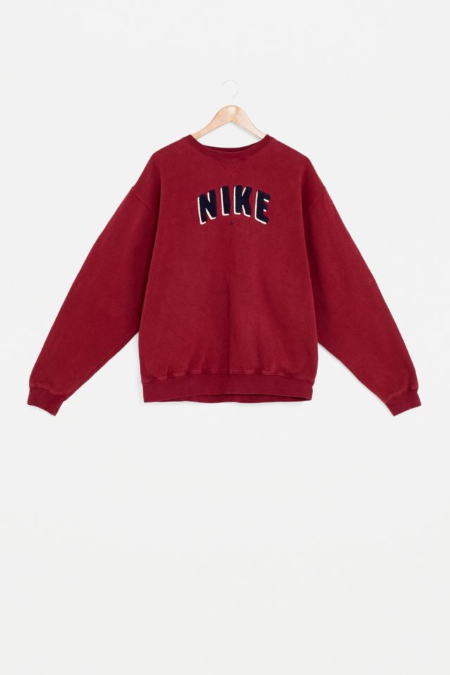 Maroon nike crew neck on sale sweatshirt